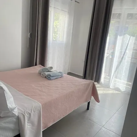 Apartman Iris Lutráki