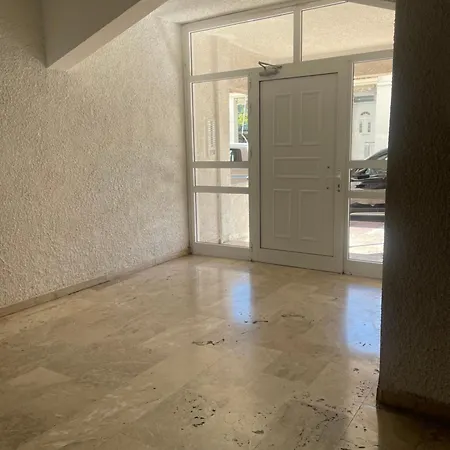 Iris Лоутраки