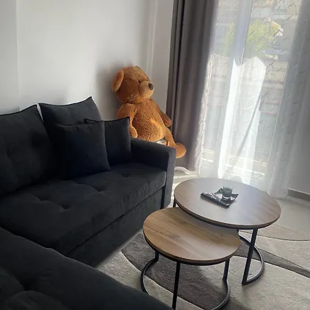 Апартаменты Iris